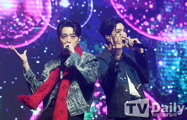 ƼºêÀ̵¥Àϸ® Æ÷Åä