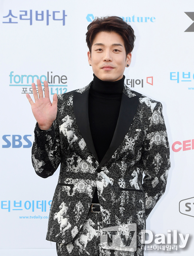 Ƽ���̵��ϸ� ����