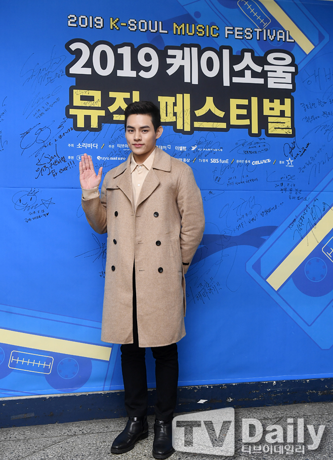 ƼºêÀ̵¥Àϸ® Æ÷Åä