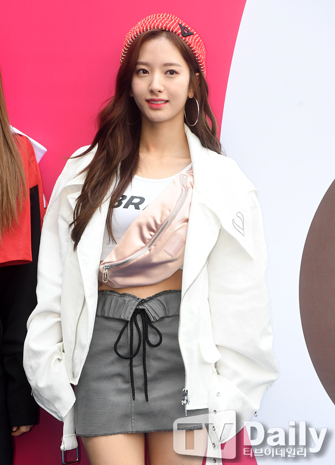 ƼºêÀ̵¥Àϸ® Æ÷Åä