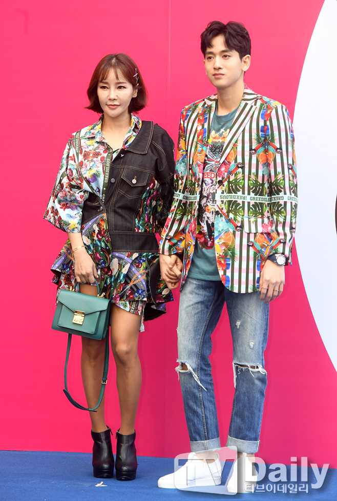 ƼºêÀ̵¥Àϸ® Æ÷Åä