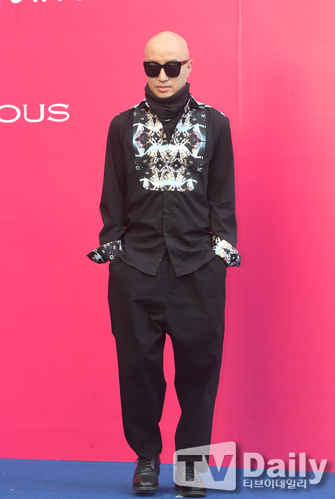 ƼºêÀ̵¥Àϸ® Æ÷Åä