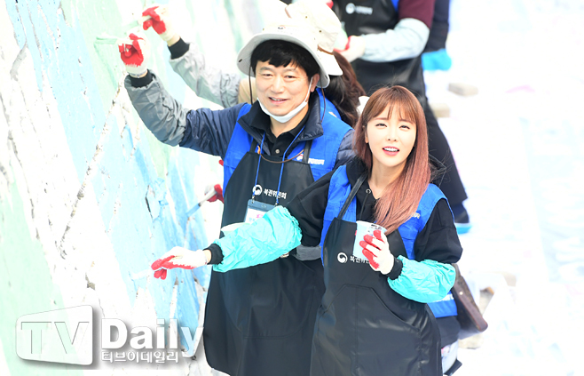 ƼºêÀ̵¥Àϸ® Æ÷Åä