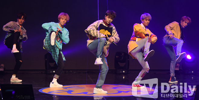 ƼºêÀ̵¥Àϸ® Æ÷Åä