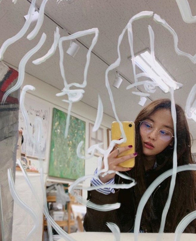 ֿ SNS