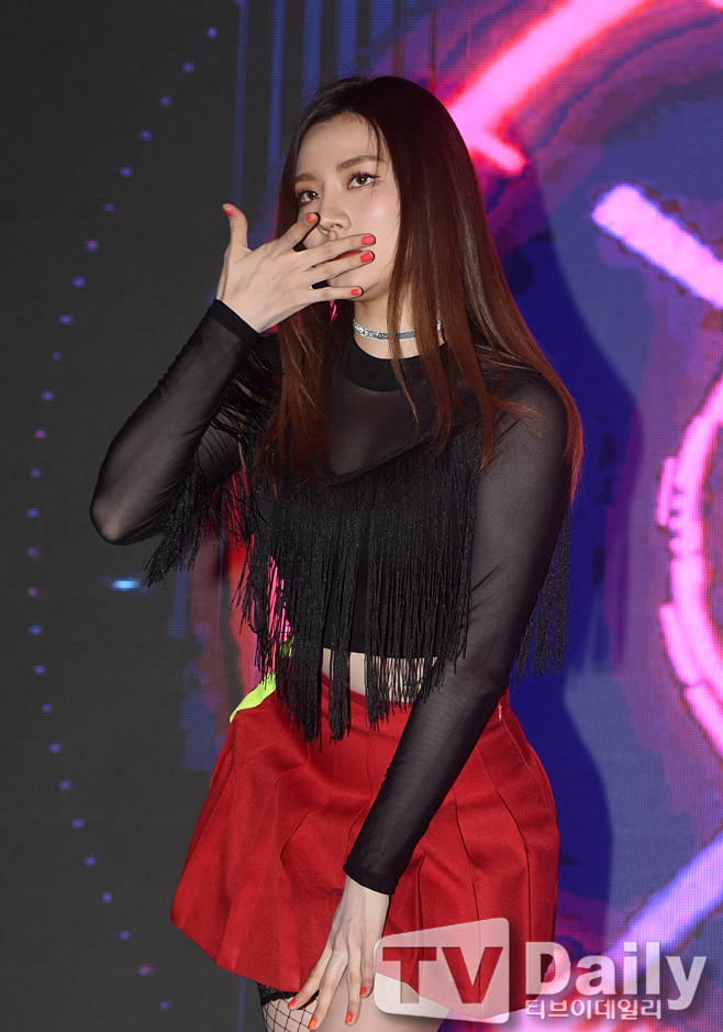 ƼºêÀ̵¥Àϸ® Æ÷Åä