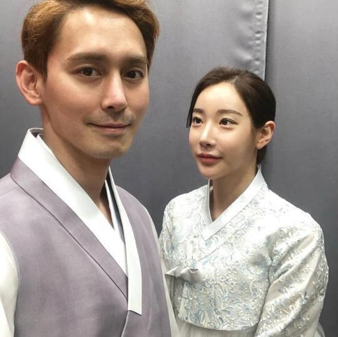 ����� �۴ٿ�