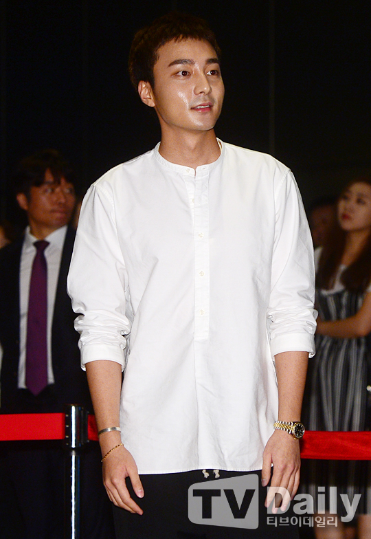 ·ÎÀÌÅ´ °æÂû Ãâ¼®