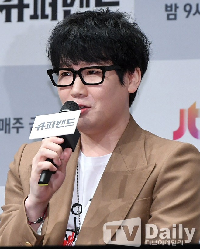 ƼºêÀ̵¥Àϸ® Æ÷Åä