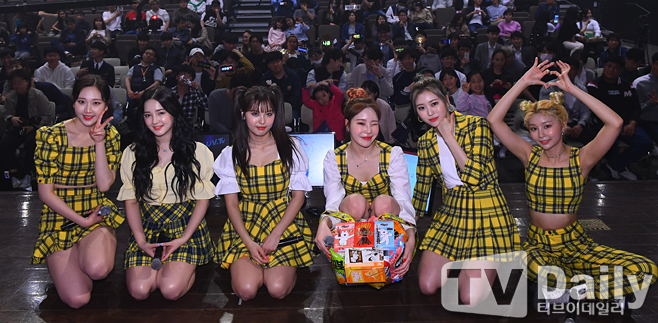 ƼºêÀ̵¥Àϸ® Æ÷Åä