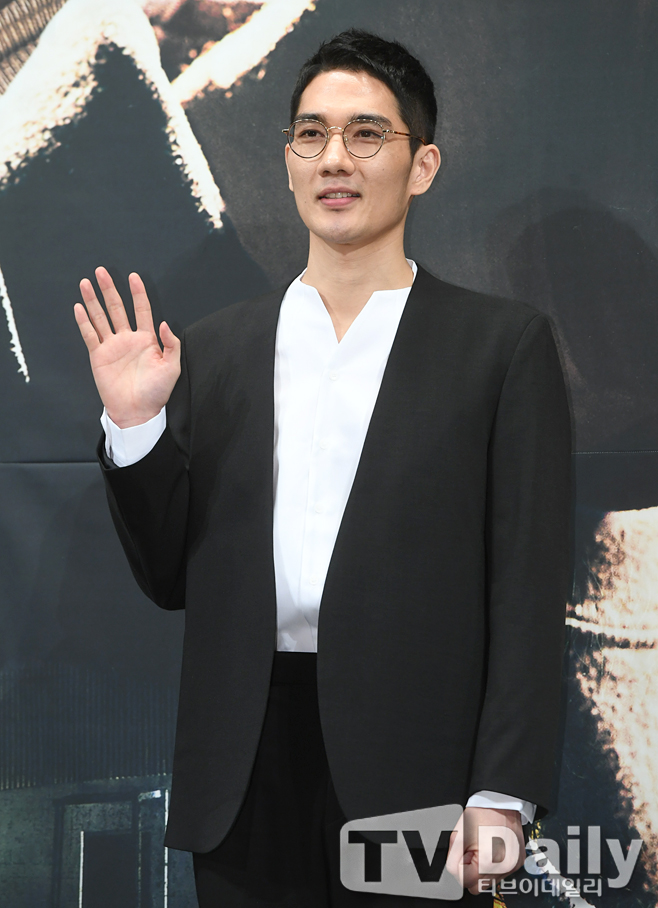 ƼºêÀ̵¥Àϸ® Æ÷Åä