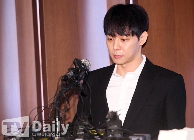 JYJ õ θƮ 