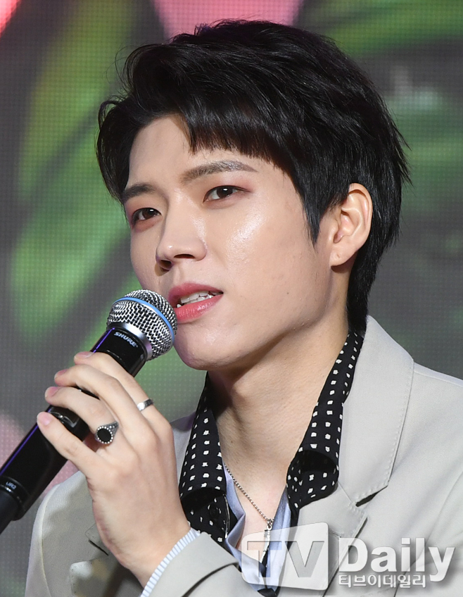 ƼºêÀ̵¥Àϸ® Æ÷Åä