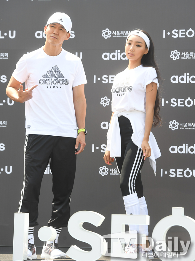 ƼºêÀ̵¥Àϸ® Æ÷Åä