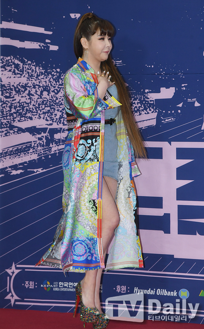 ƼºêÀ̵¥Àϸ® Æ÷Åä