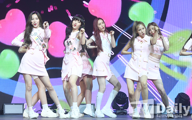 ƼºêÀ̵¥Àϸ® Æ÷Åä