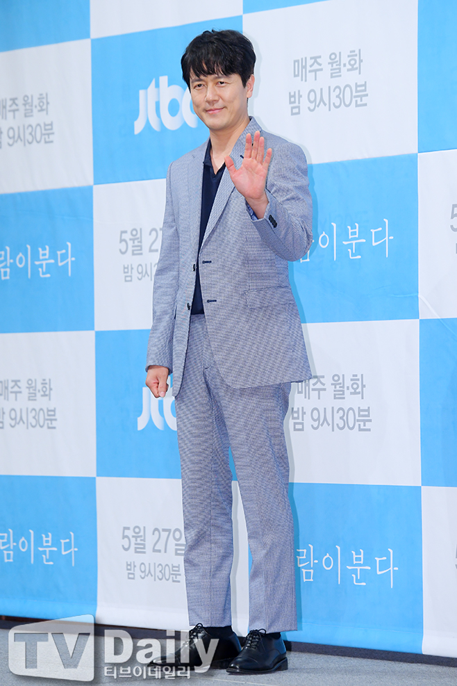 켺