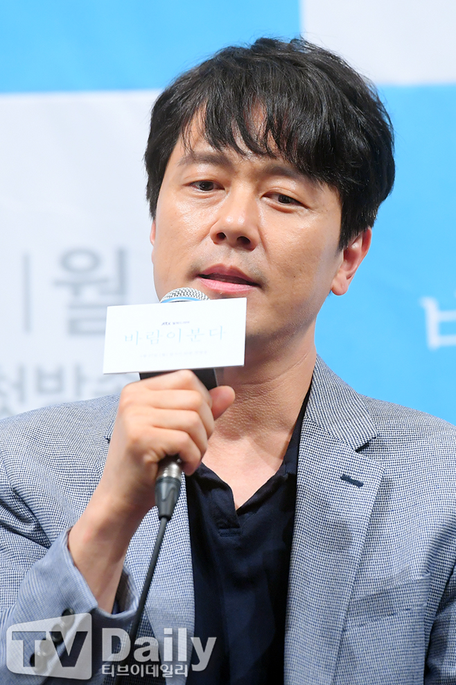 켺