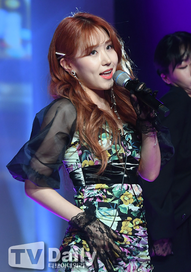 ƼºêÀ̵¥Àϸ® Æ÷Åä