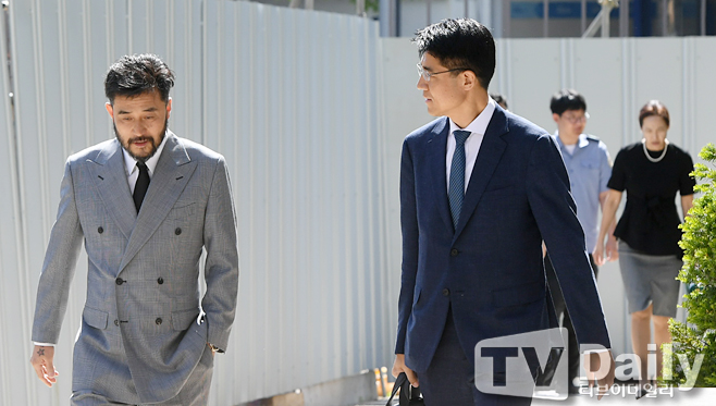 ƼºêÀ̵¥Àϸ® Æ÷Åä