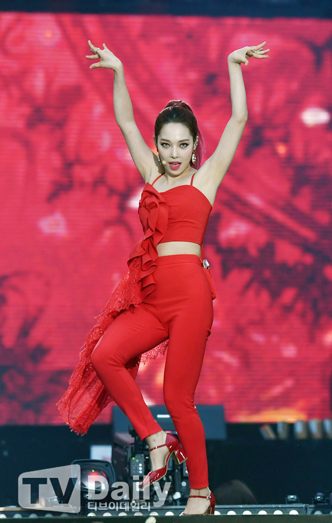 ƼºêÀ̵¥Àϸ® Æ÷Åä