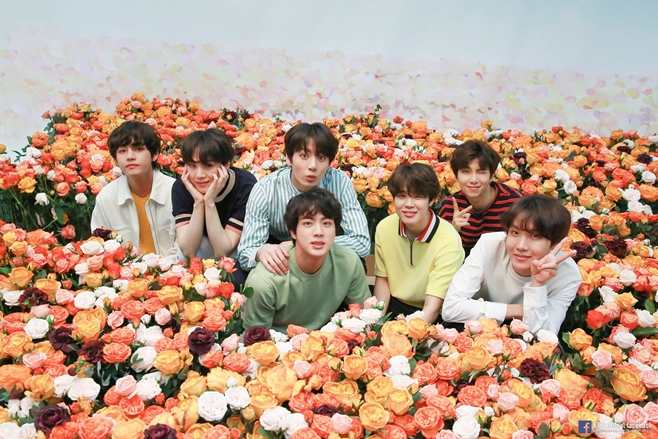 ׷ źҳ(BTS)  ͵  , ǹ 19