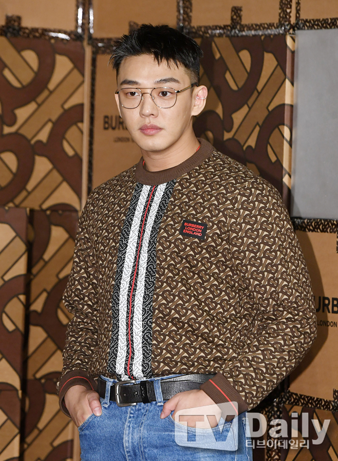 ƼºêÀ̵¥Àϸ® Æ÷Åä