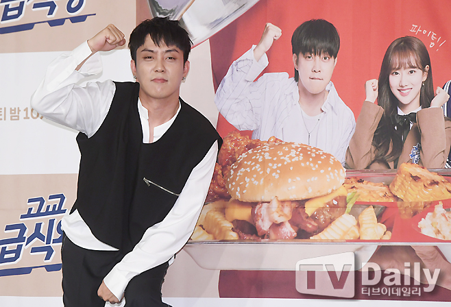 ƼºêÀ̵¥Àϸ® Æ÷Åä