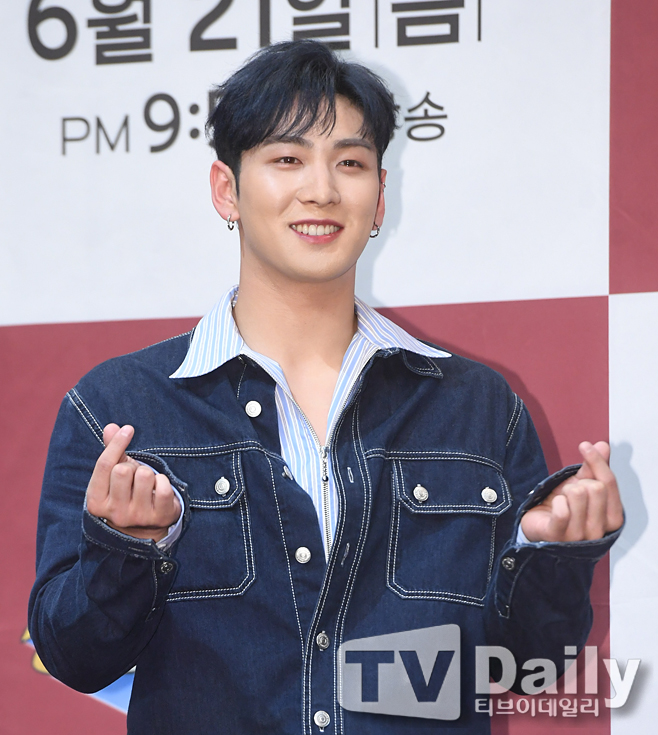 ƼºêÀ̵¥Àϸ® Æ÷Åä