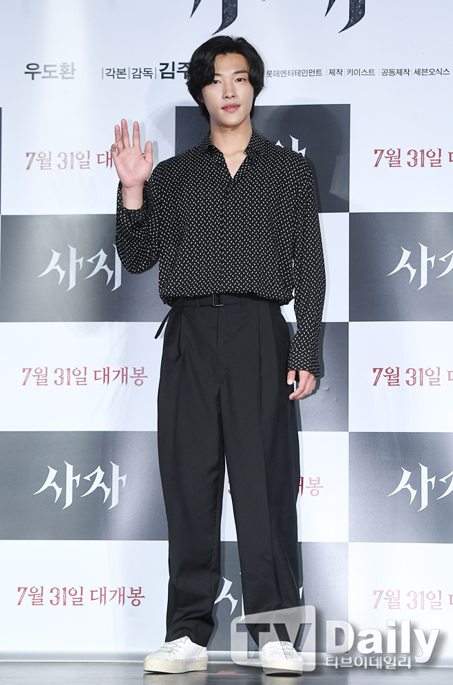 ƼºêÀ̵¥Àϸ® Æ÷Åä