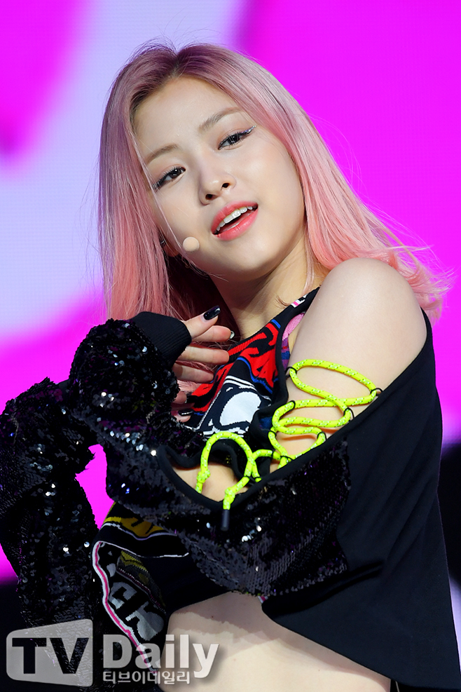 ITZY() 