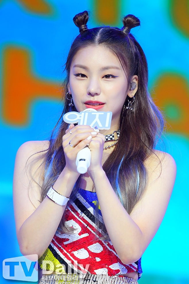 ITZY() 