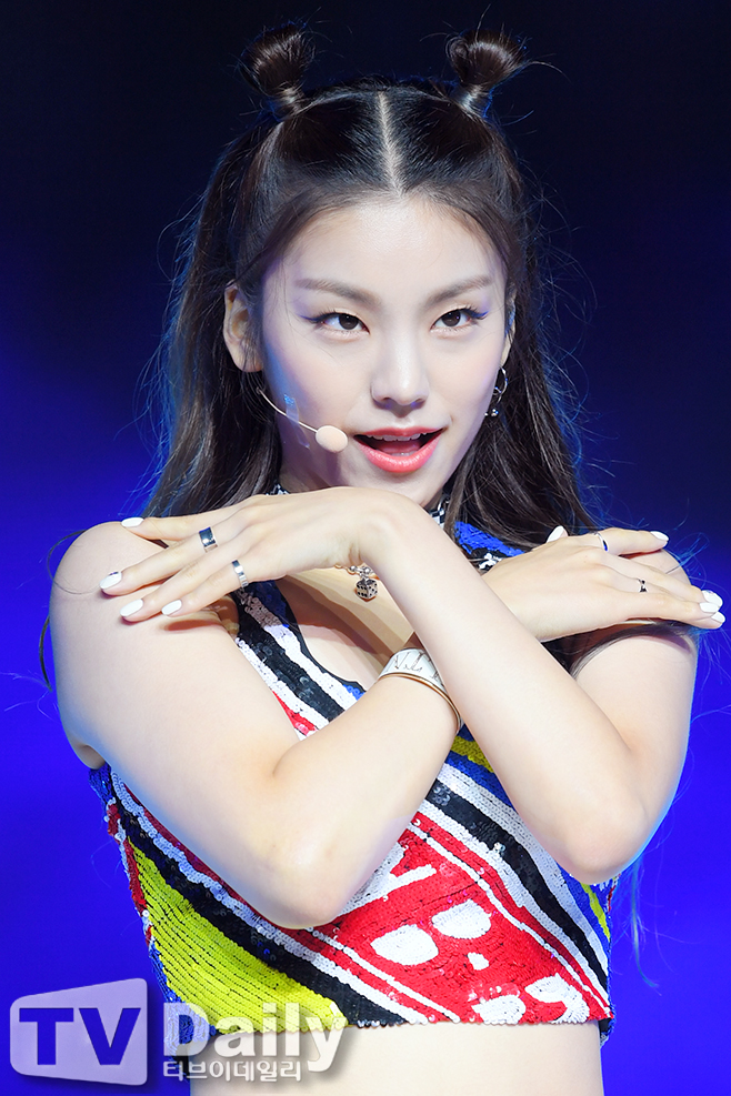 ITZY() 