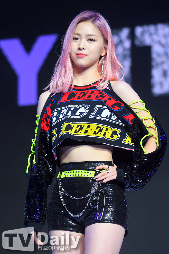 ITZY() 