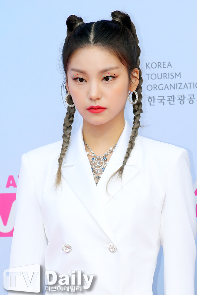 ITZY 