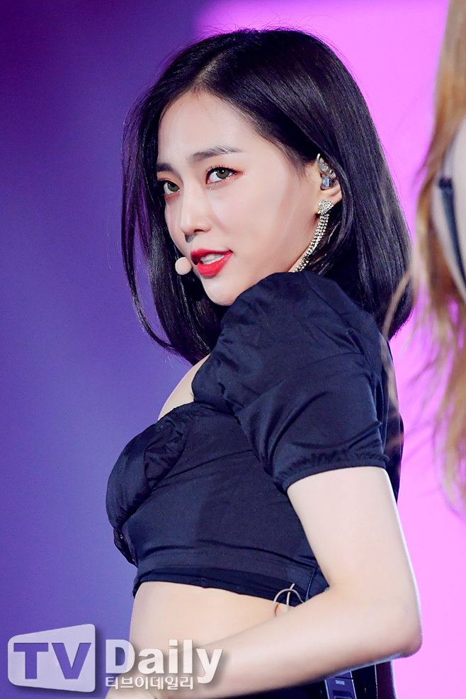 CLC 忹