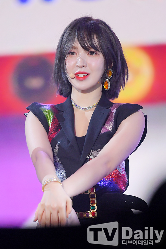 座 