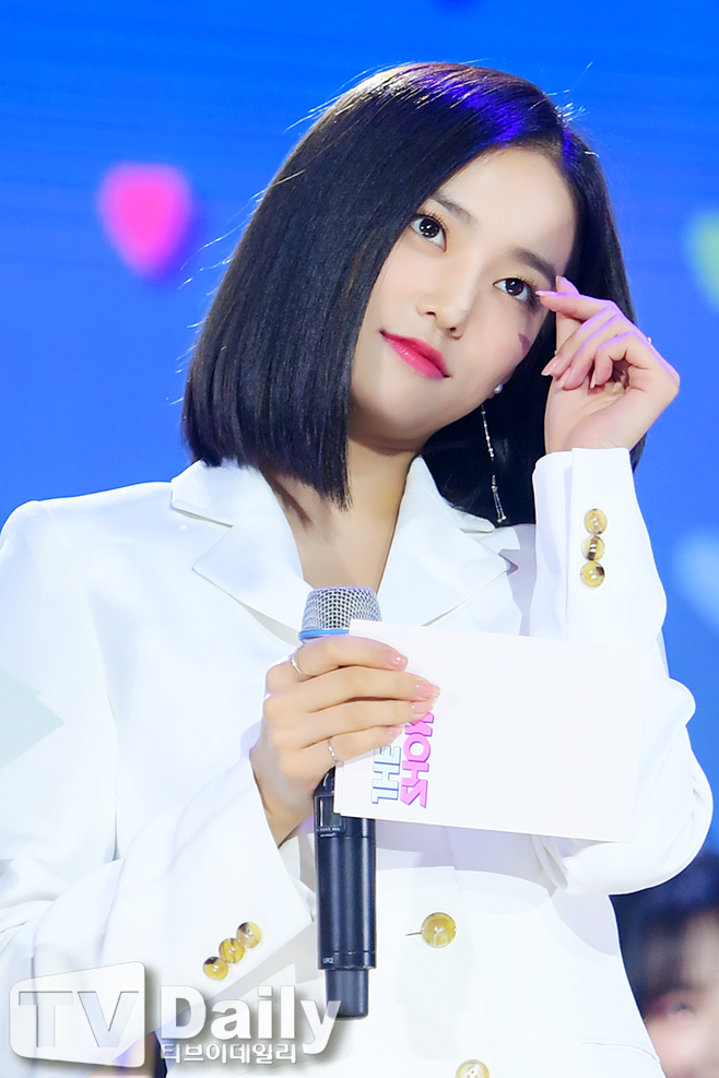 CLC 忹