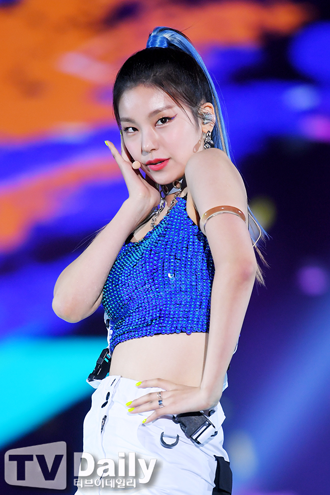 ITZY() 