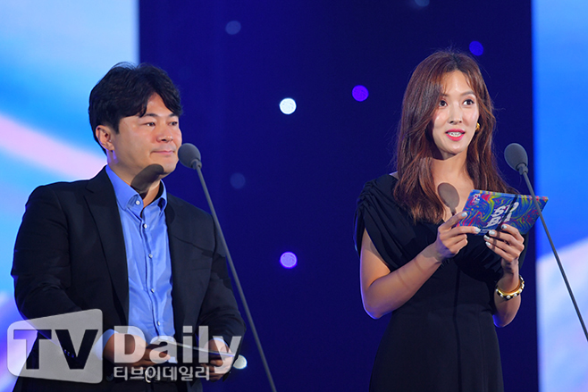 ƼºêÀ̵¥Àϸ® Æ÷Åä