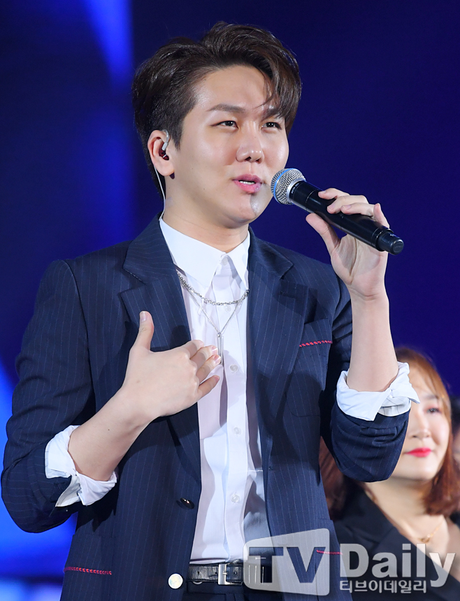 ƼºêÀ̵¥Àϸ® Æ÷Åä