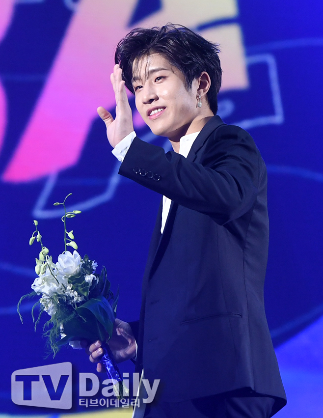 ƼºêÀ̵¥Àϸ® Æ÷Åä