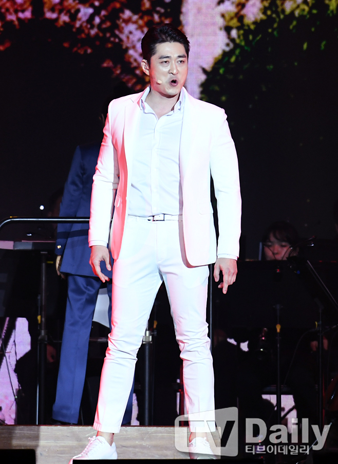 ƼºêÀ̵¥Àϸ® Æ÷Åä