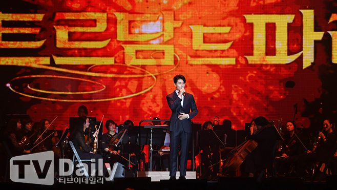 ƼºêÀ̵¥Àϸ® Æ÷Åä