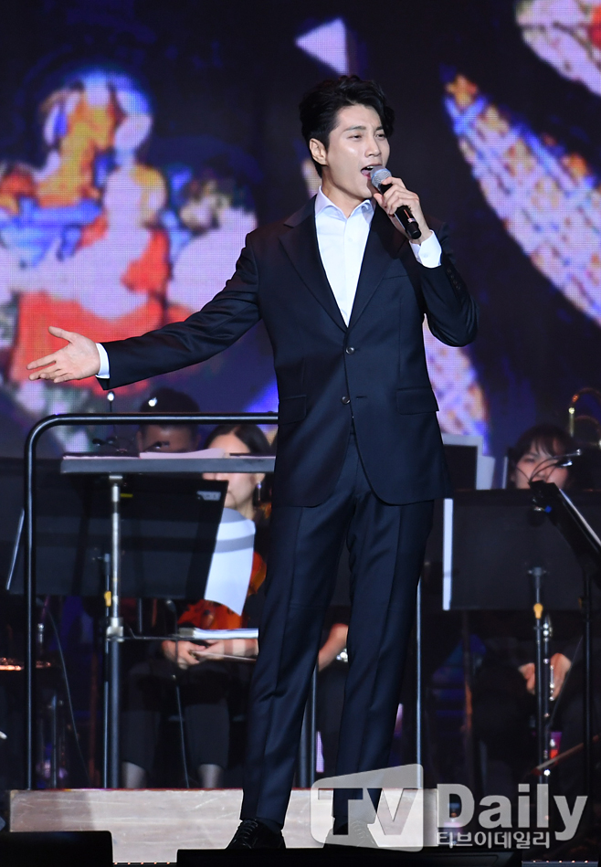 ƼºêÀ̵¥Àϸ® Æ÷Åä