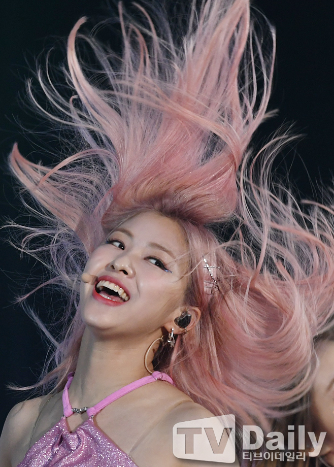 ƼºêÀ̵¥Àϸ® Æ÷Åä