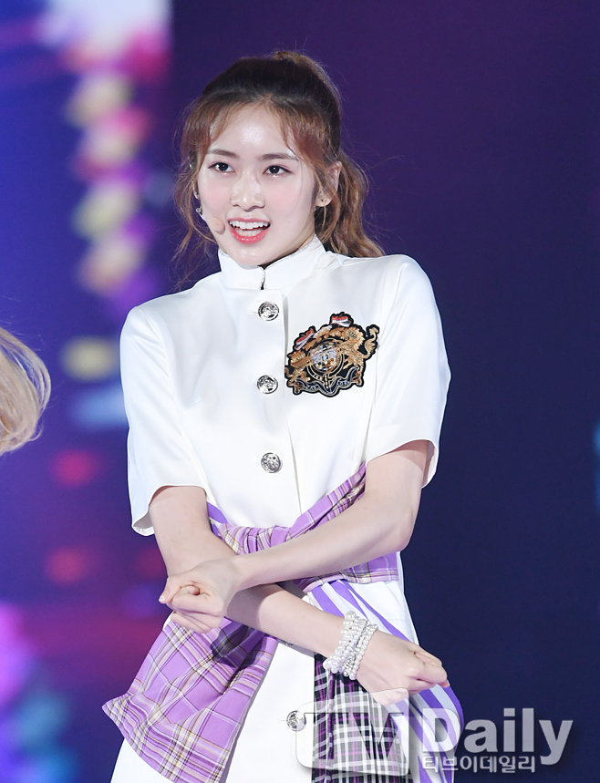 ƼºêÀ̵¥Àϸ® Æ÷Åä