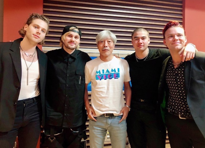 ö 5SOS