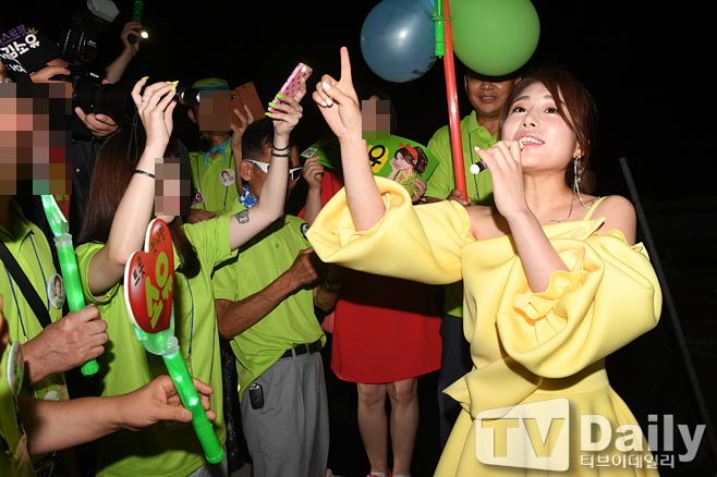 ƼºêÀ̵¥Àϸ® Æ÷Åä