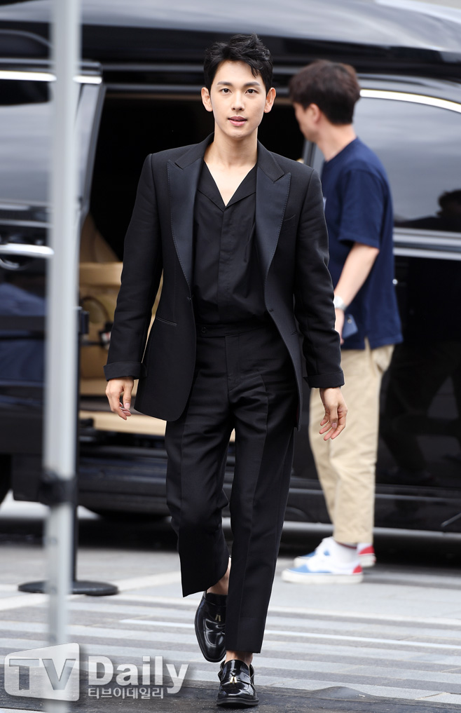 Ƽ���̵��ϸ� ����